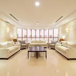 1 Land Premium Hotel