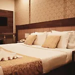 Snood Al Salam Hotel