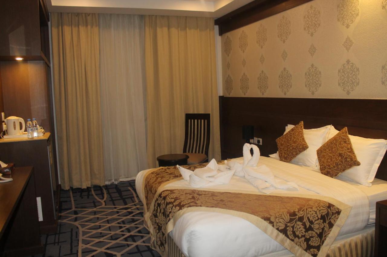 Rawabi Emirates Hotel