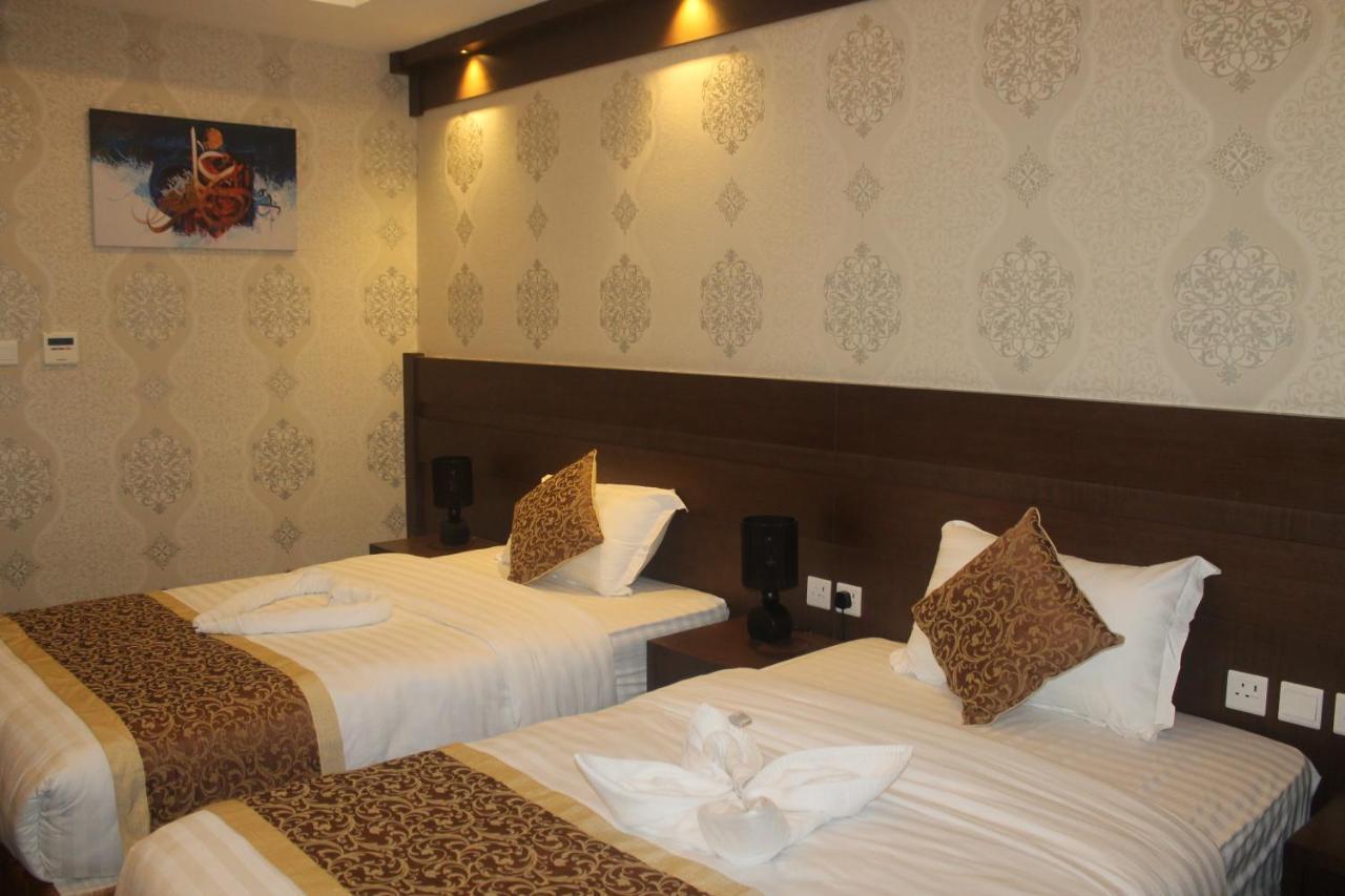 Rawabi Emirates Hotel