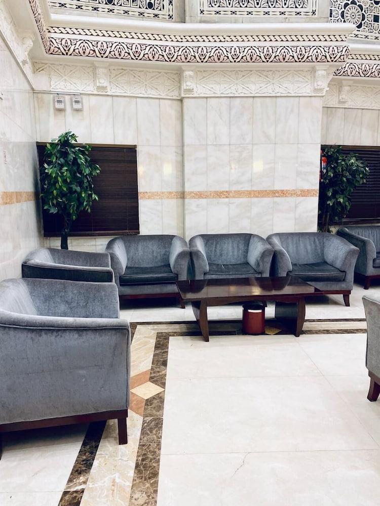 Durrah Dar Al Eiman Hotel