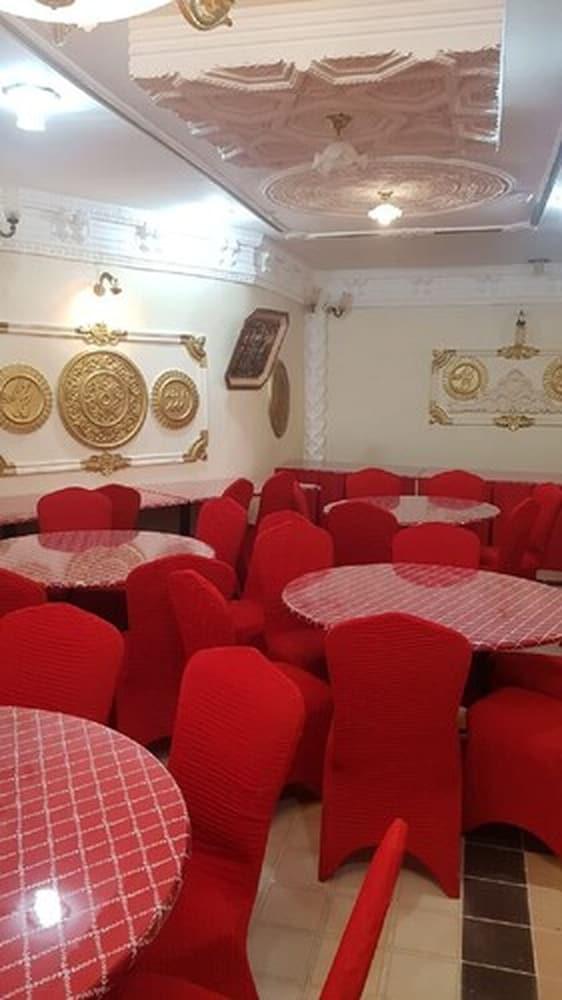 Al Tawfik Plaza Hotel 3*