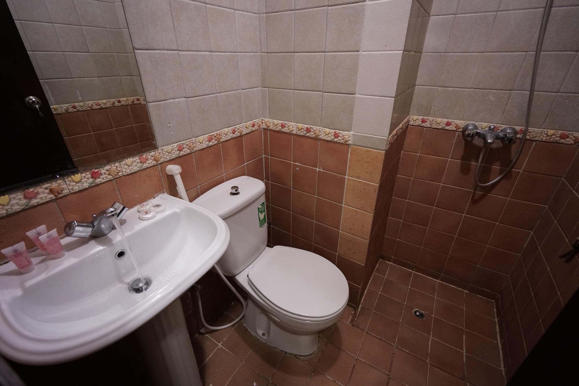 Hotel Qasr Zuwar 3*