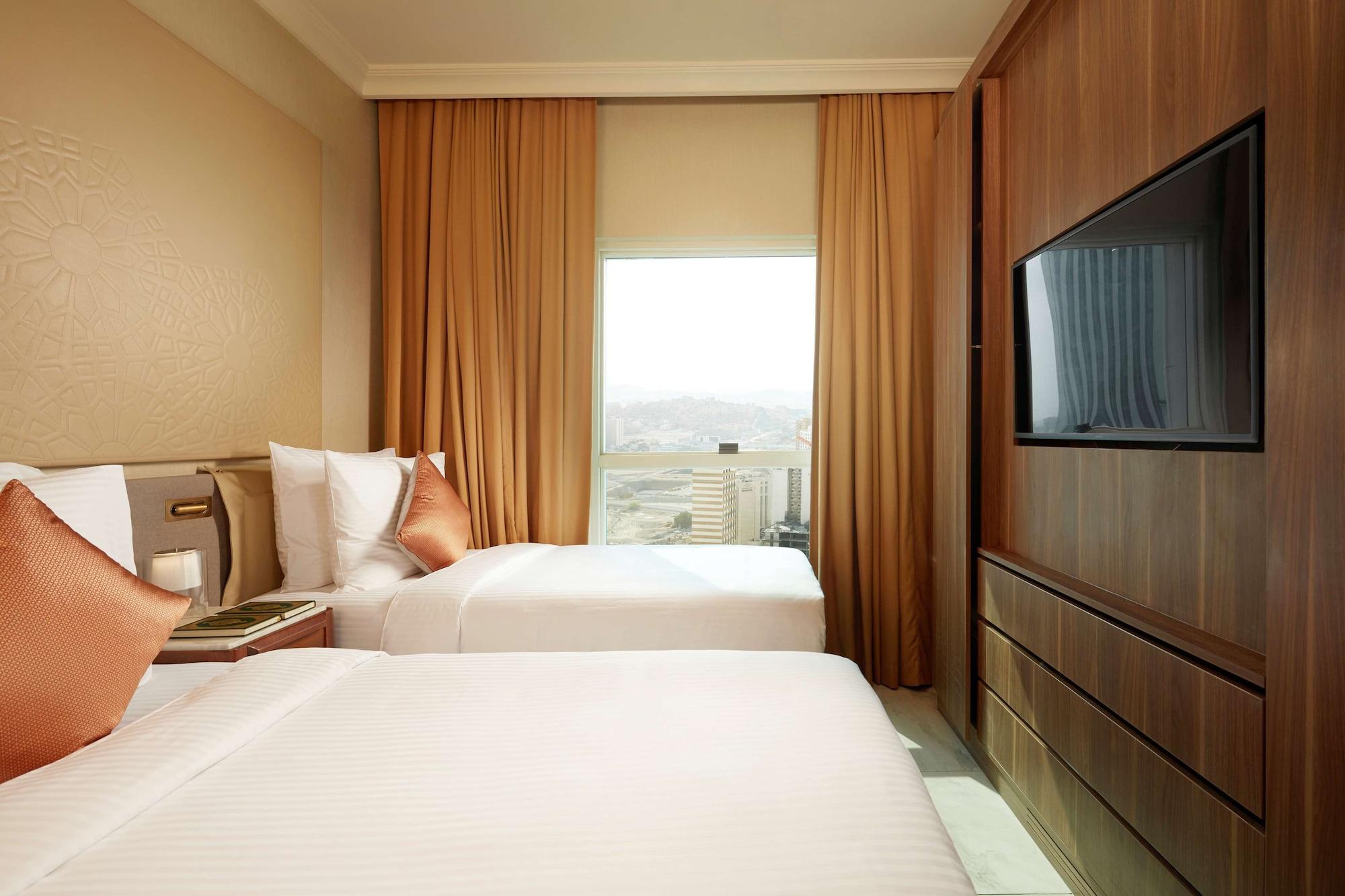 Hotel Tilal Jabal Al Kabah 5*