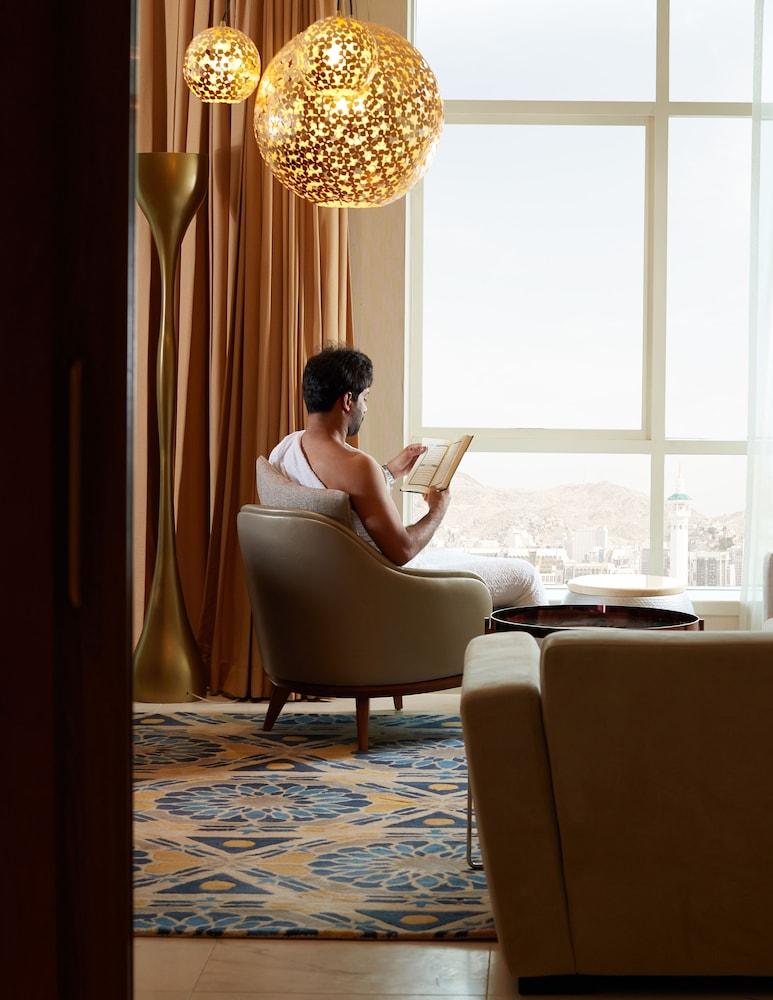 Tilal Jabal Al Kabah Hotel 5*