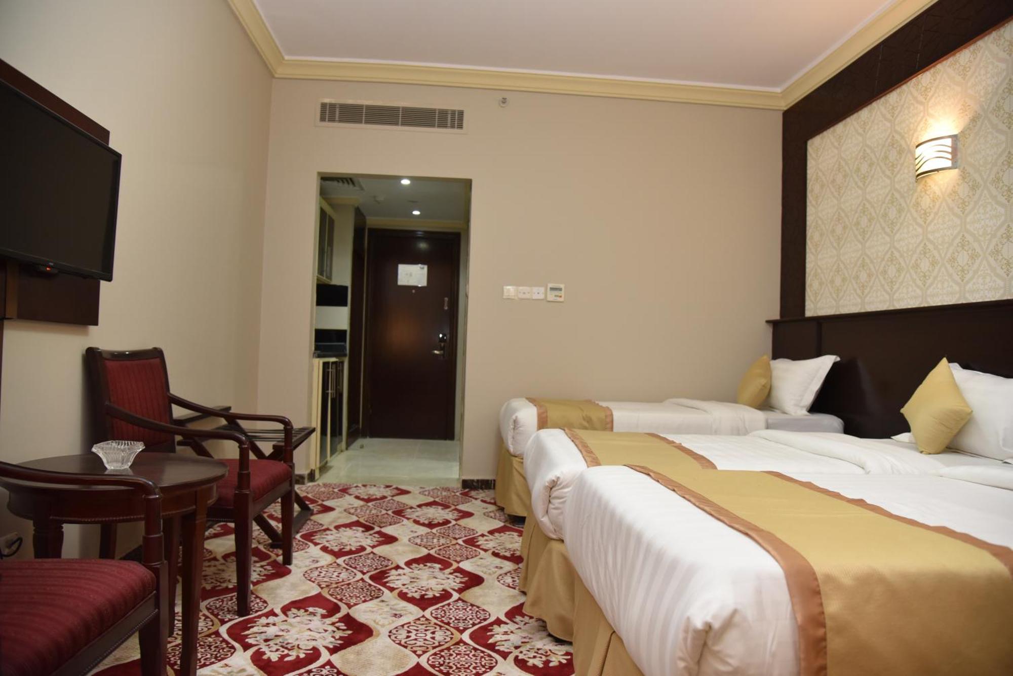 Hotel Al Kiram Al Azizia 2*
