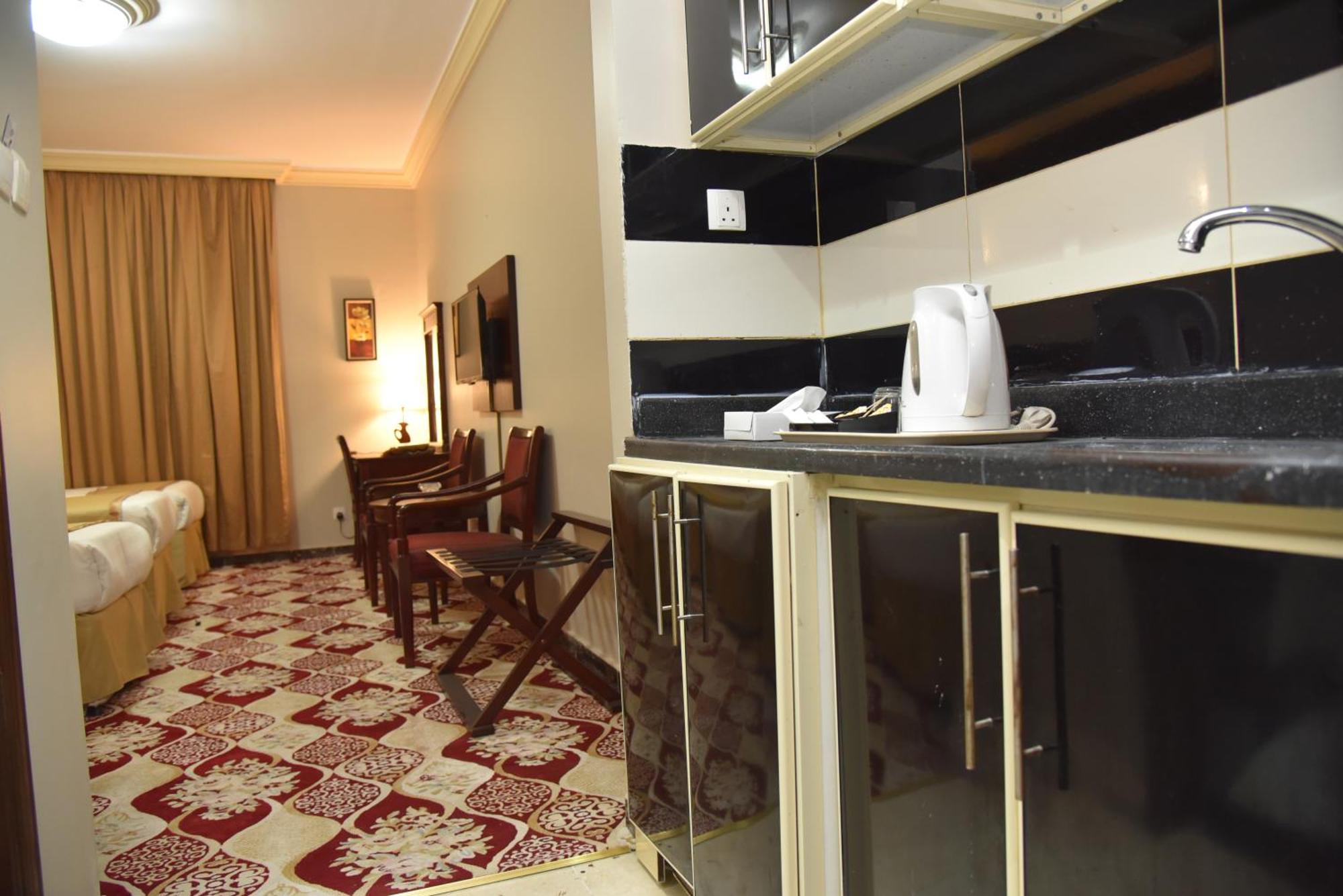Hotel Al Kiram Al Azizia