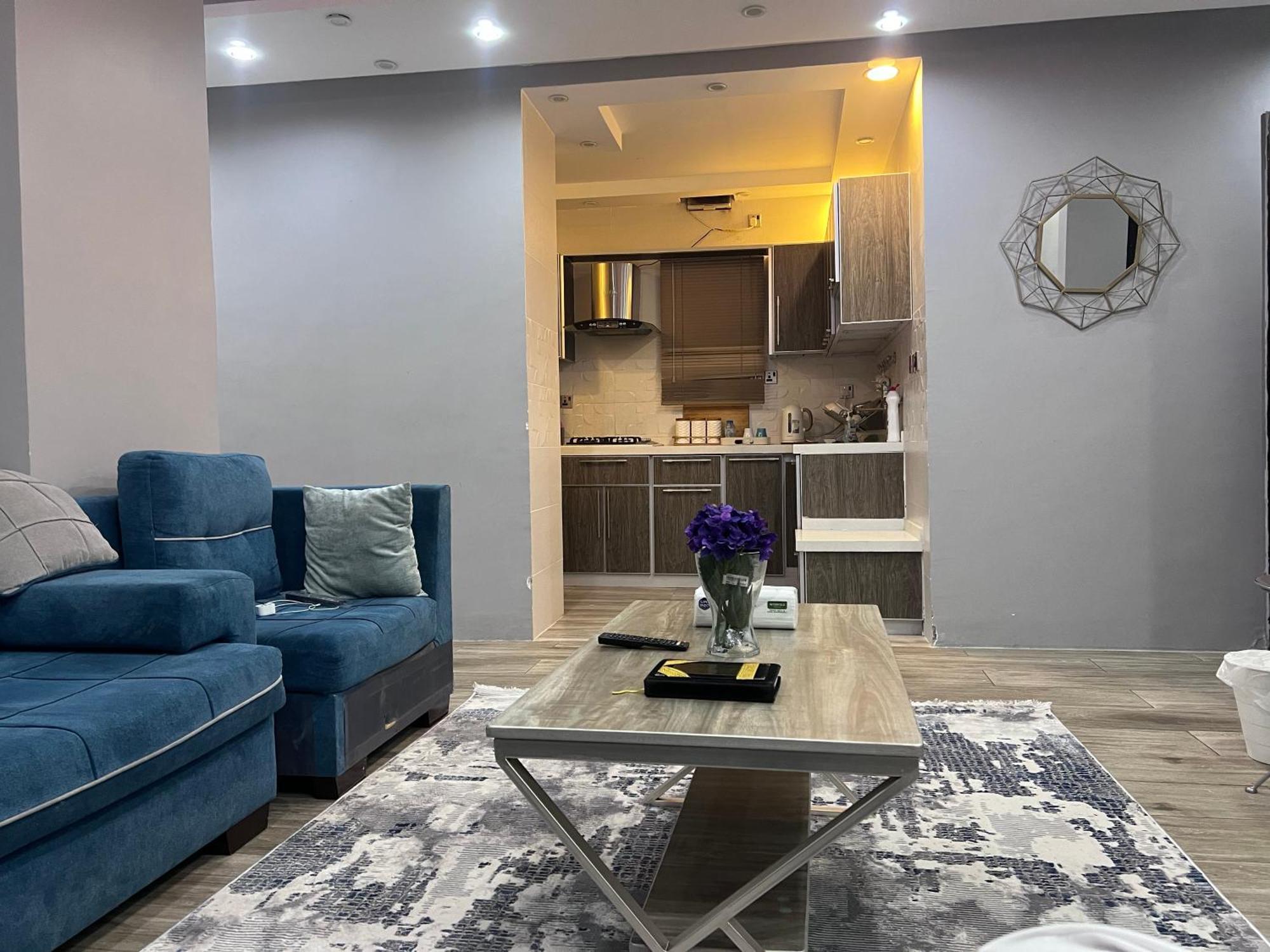 Apartment نصف القمر