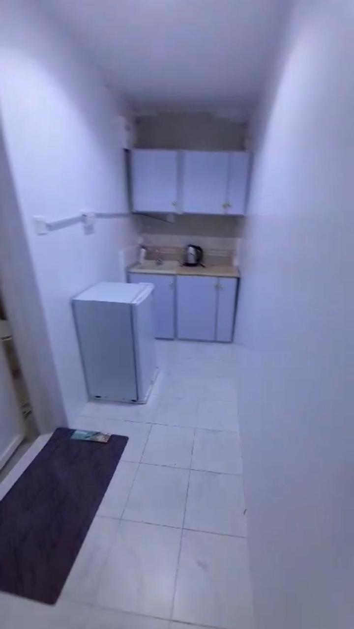 صغيرة بمكة الخالديه Mecca