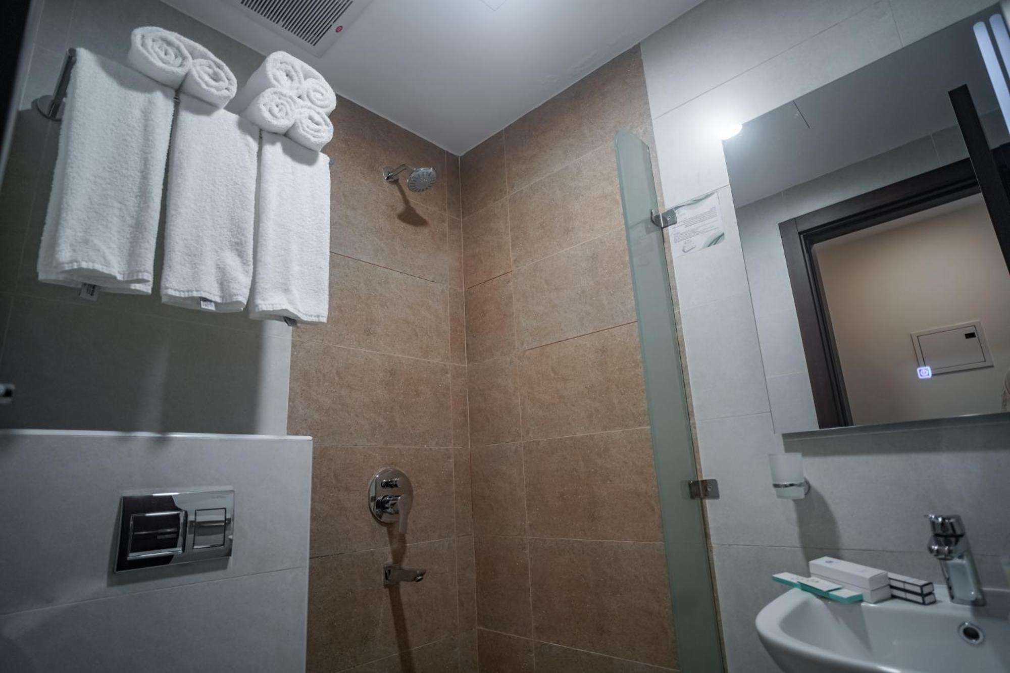 Worth Elite Hotel