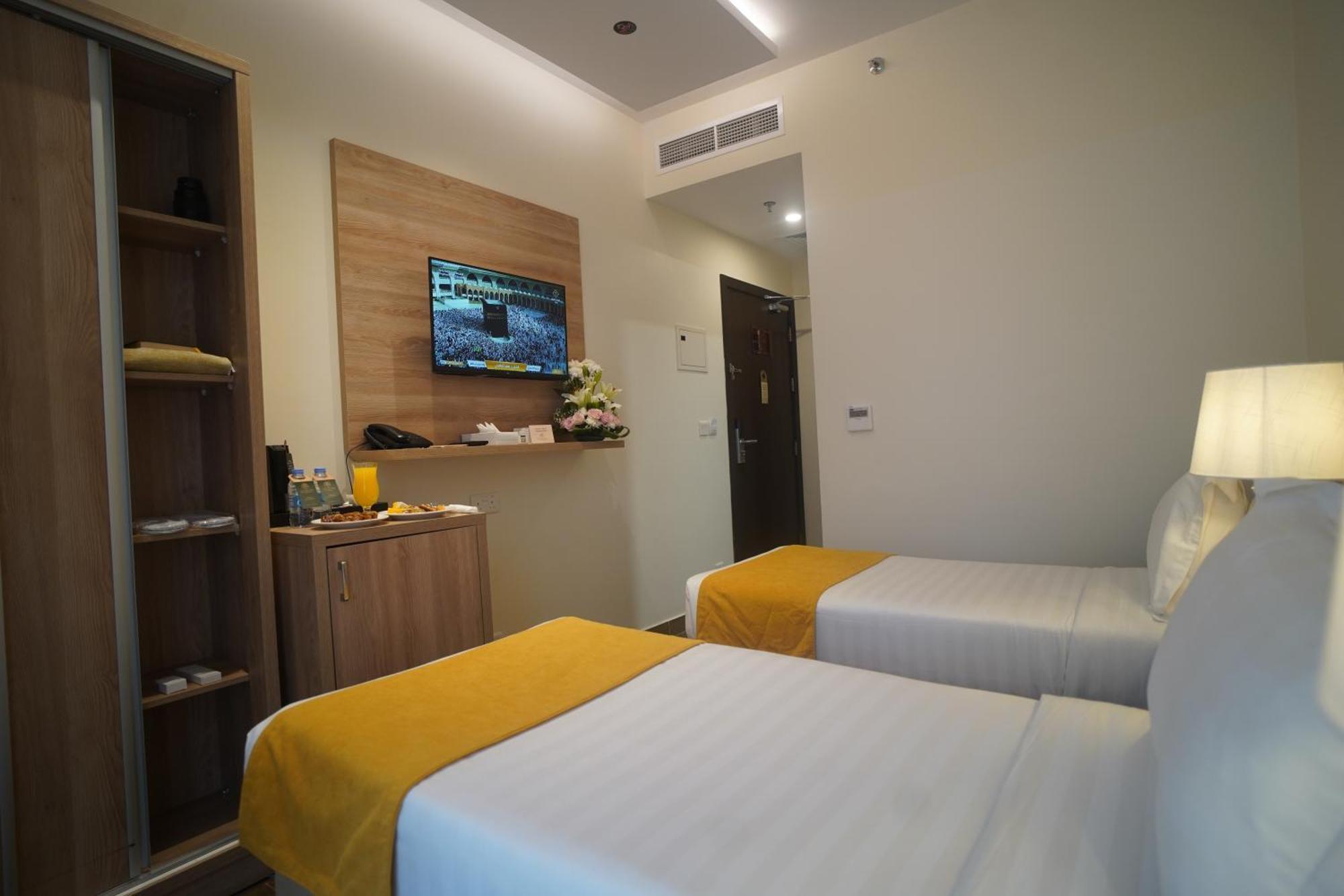 Worth Elite Hotel 3*