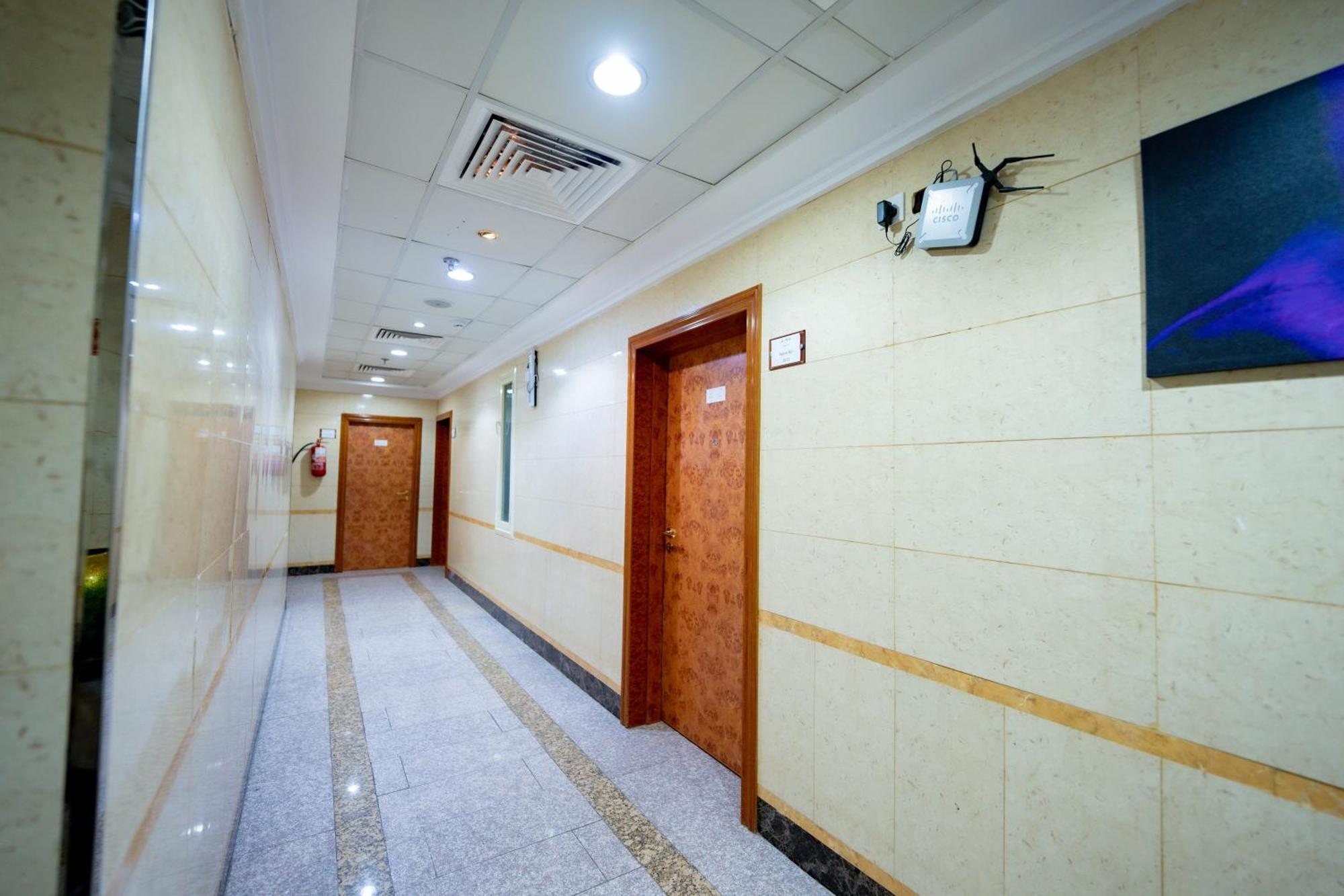 Hotel الأحباب الكبرى الفندقية ٢ 3*