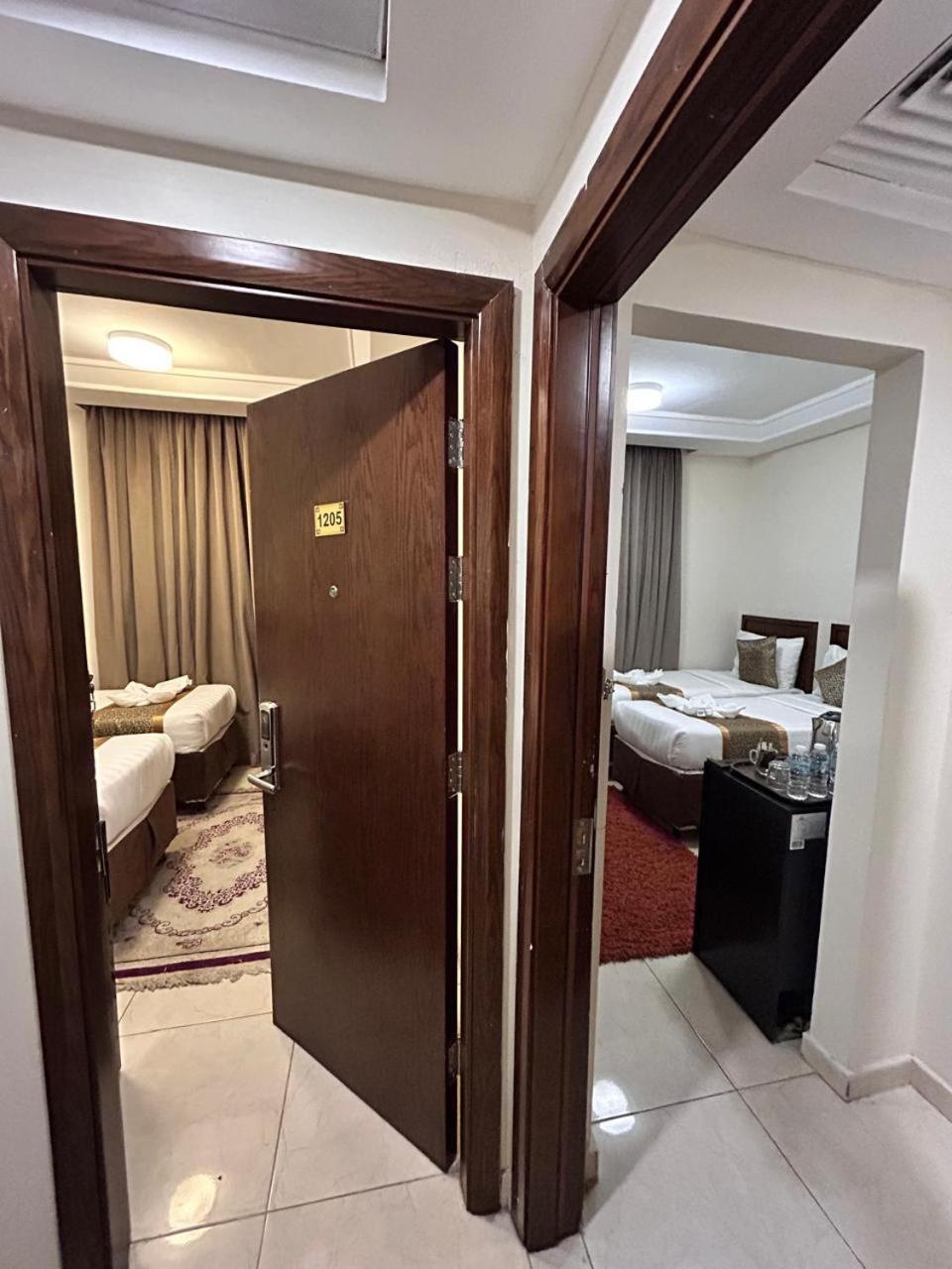 Knooz Aldiafah Hotel *
