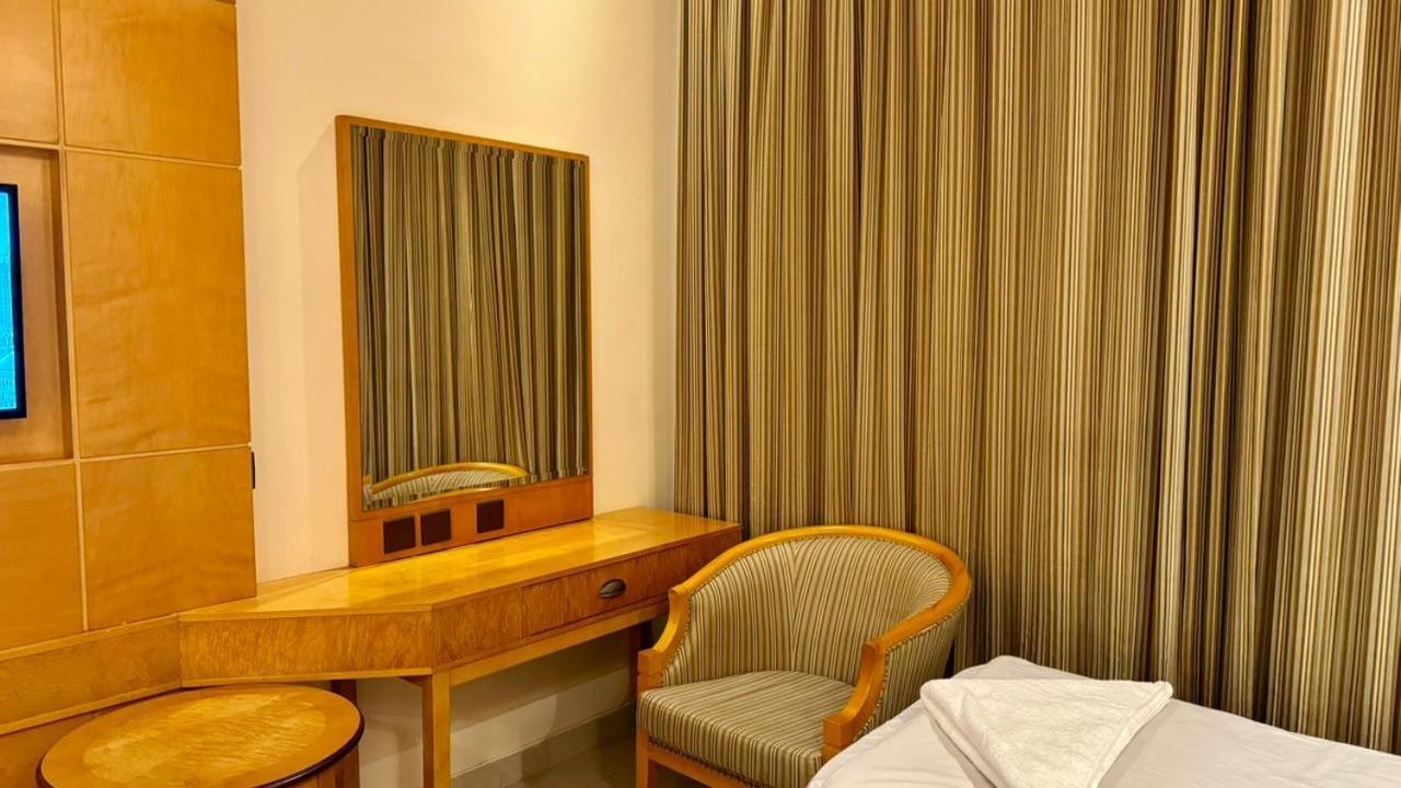 Al Fajr Al Badea 6 Hotel