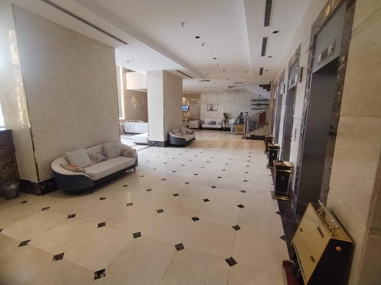 Al Kiram Al Azizia Hotel 2*