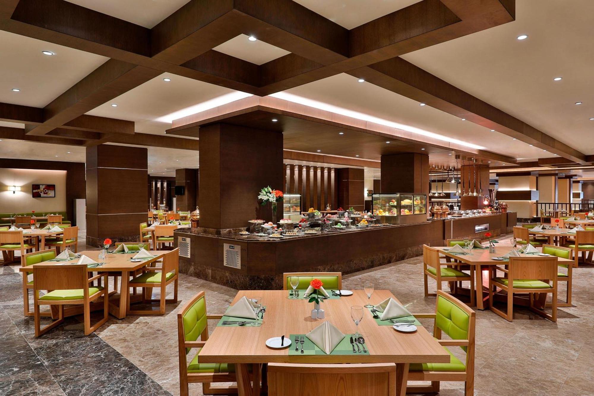 Hotel Four Points By Sheraton Makkah Al Naseem 4*