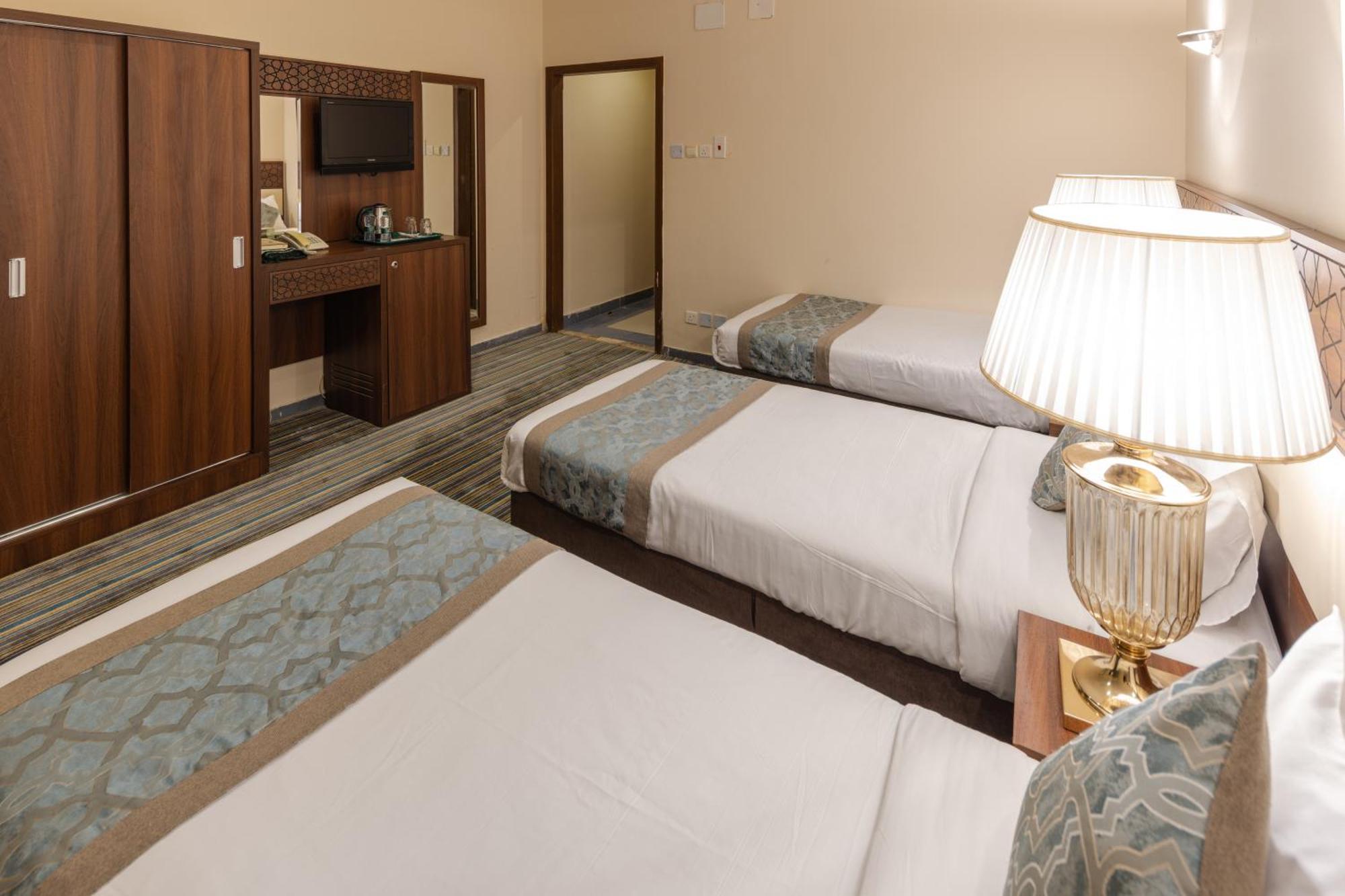 Snood Al Azizya Hotel 4*