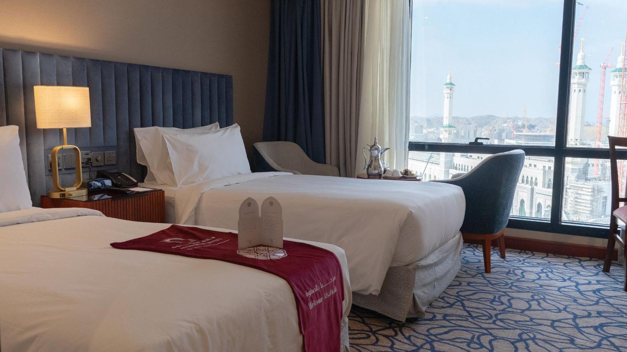 Hotel Al Safwah First Tower 1