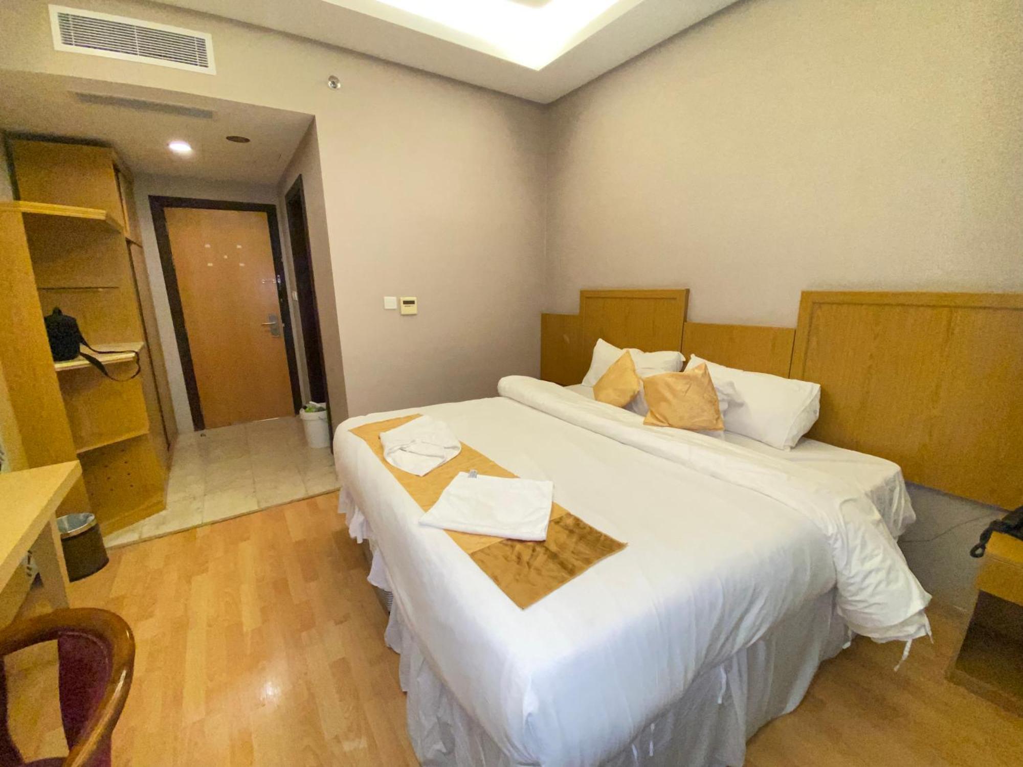 Meezab Orchid Azizia 3* Mecca