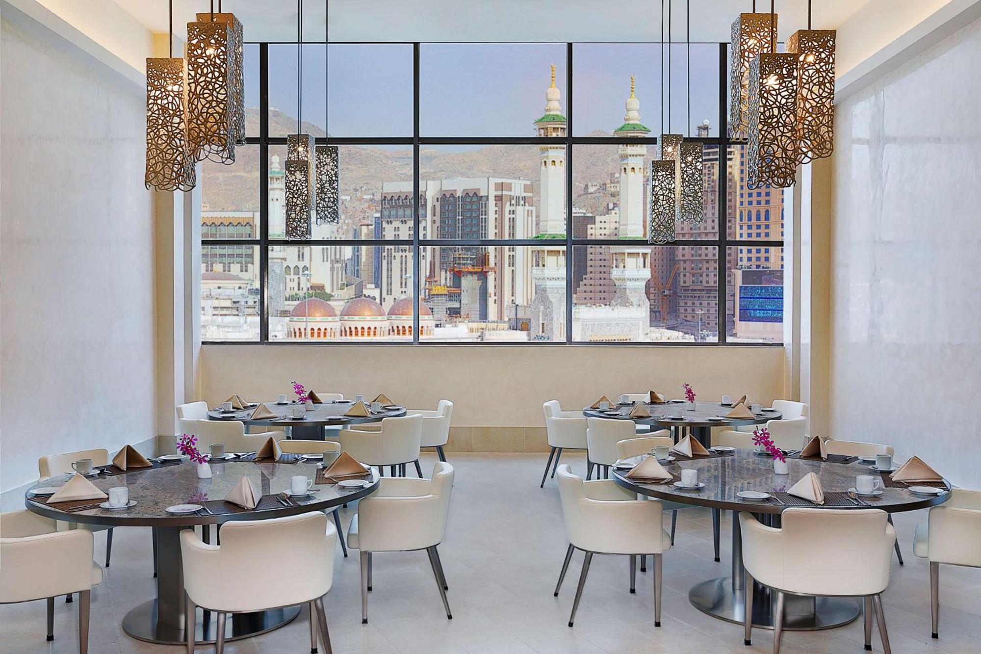 Hilton & Convention Jabal Omar Makkah Hotel 5*