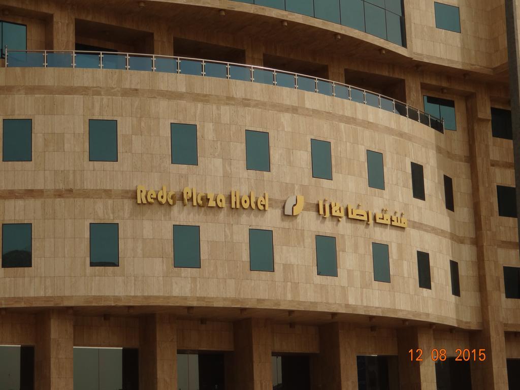 Hotel Reda Plaza 3*