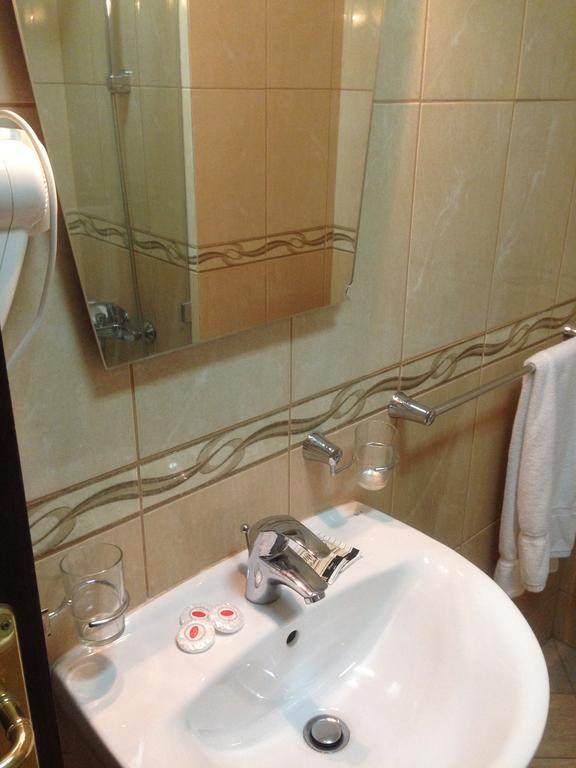 Hotel Reda Plaza 3*
