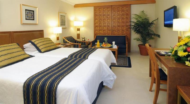 Ajyad Crom Hotel
