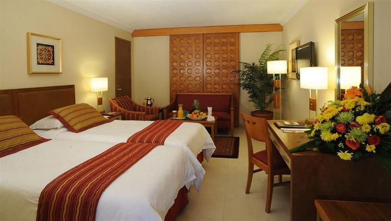 Ajyad Crom 4*