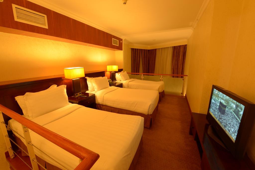 Hotel Retaj Al Bayt 4*