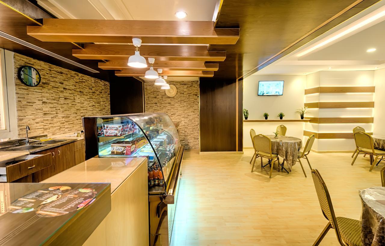 Hotel Thrawat Dar Al Khalil Al Rushad 3*