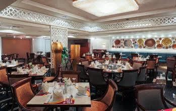 Hotel Retaj Al Bayt 4*
