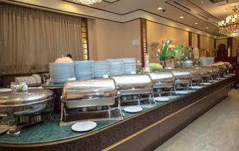 Hotel Retaj Al Bayt 4*