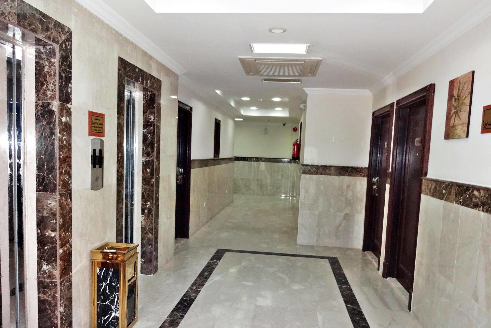 Hotel Reda Plaza