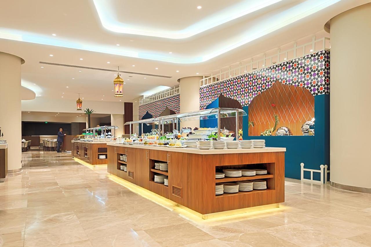 Hotel Al Azizia 5*