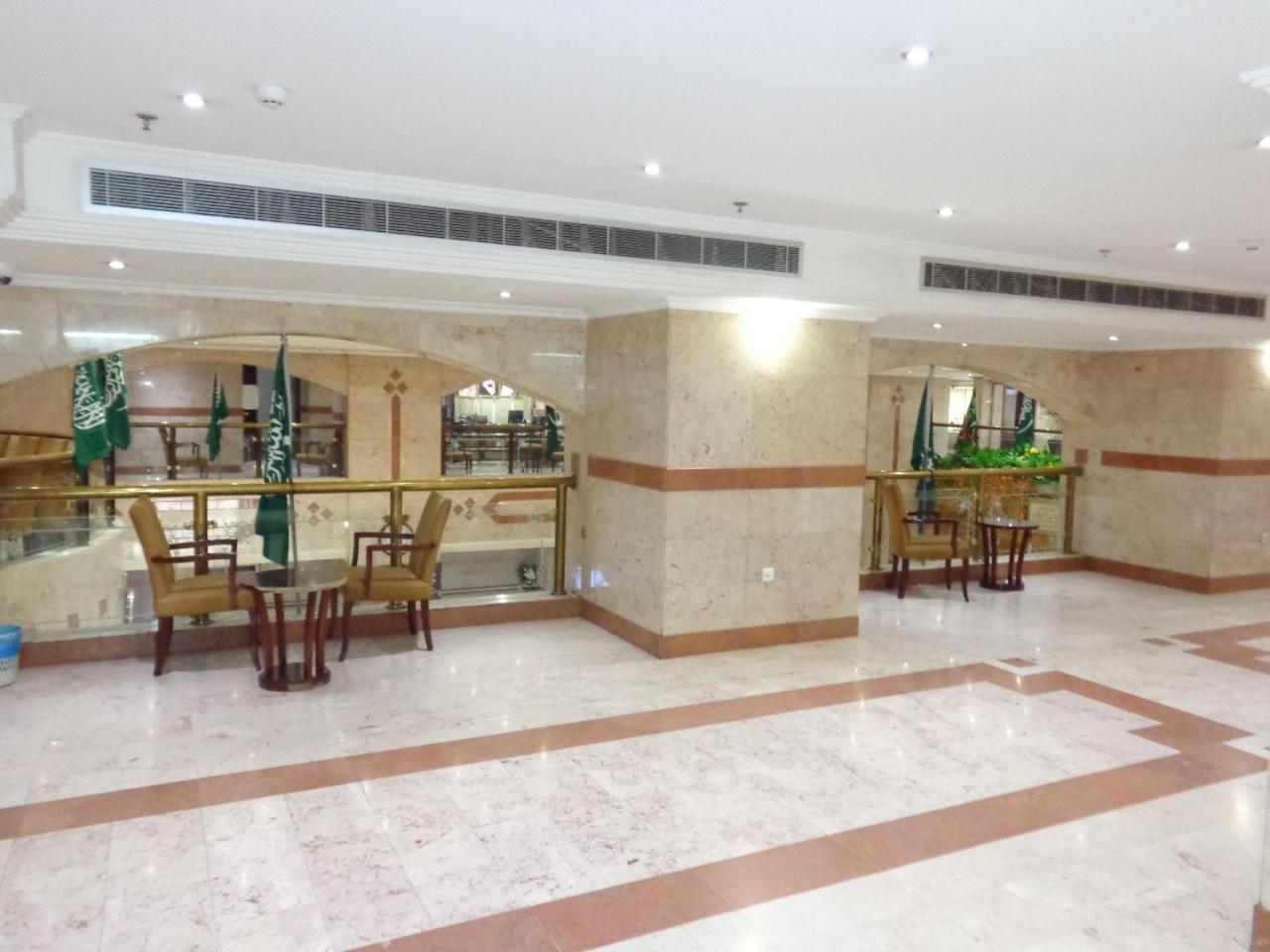 Al Ardh Al Motamayza Hotel 2*