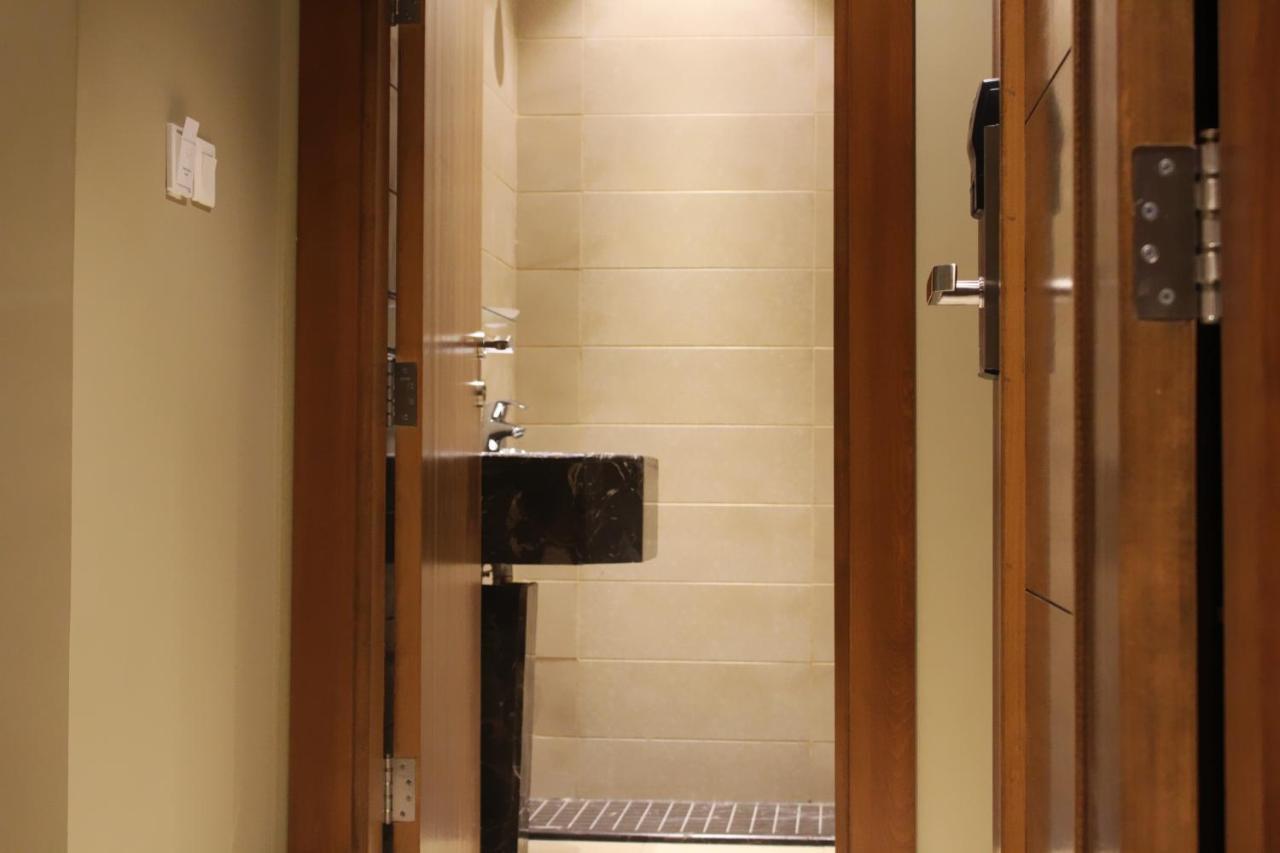 Lamar Albait Hotel *