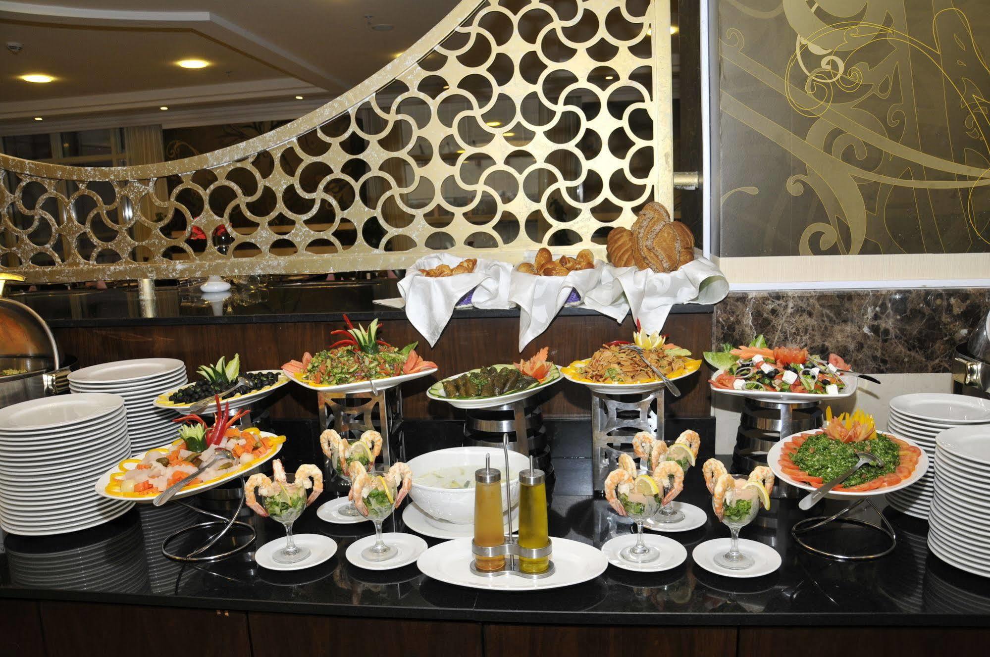 Hotel Azka Al Safa 3*