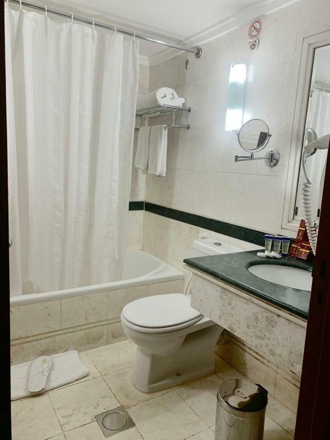 Hotel Retaj Al Bayt 4*