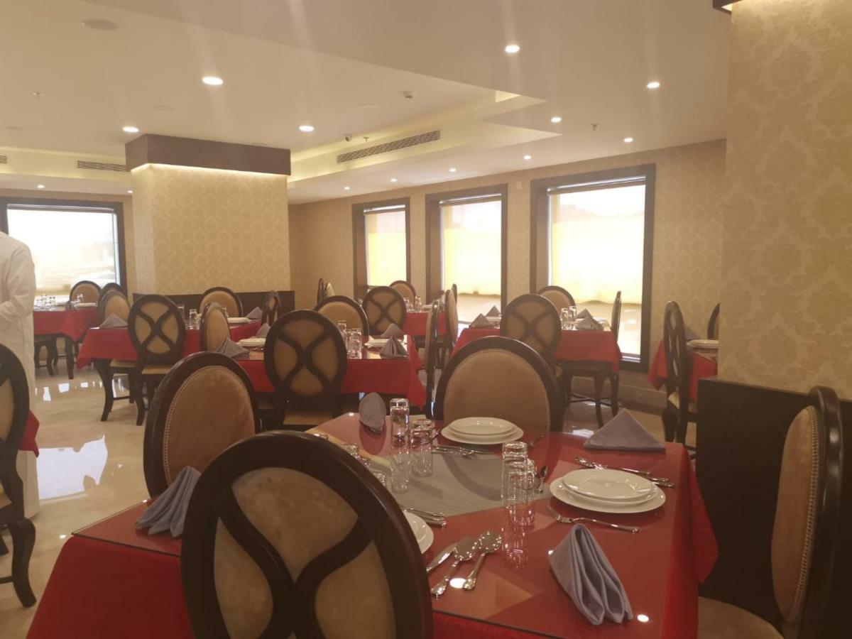 Rawabi Emirates Hotel 4*