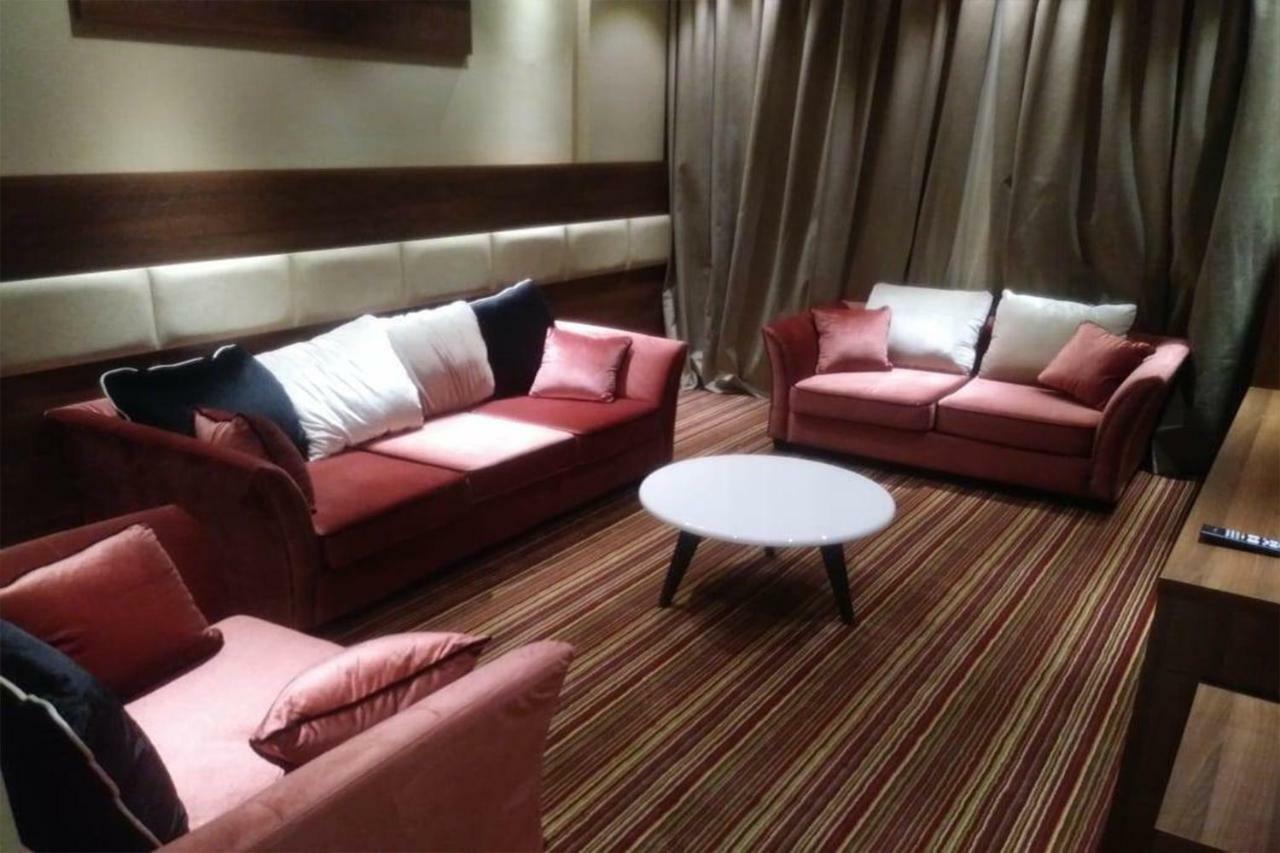 Lamar Albait Hotel *