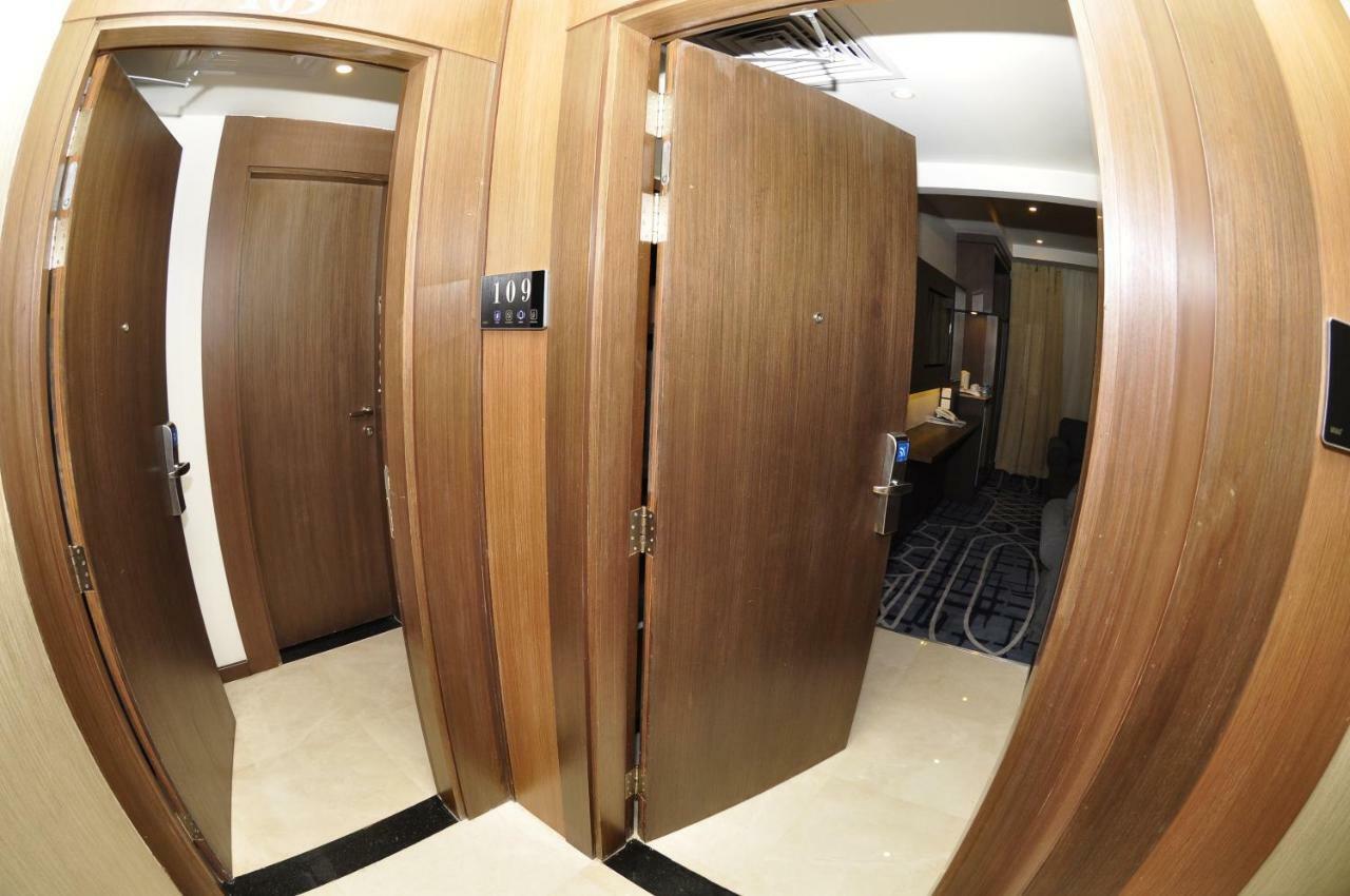 Rawabi Emirates Hotel