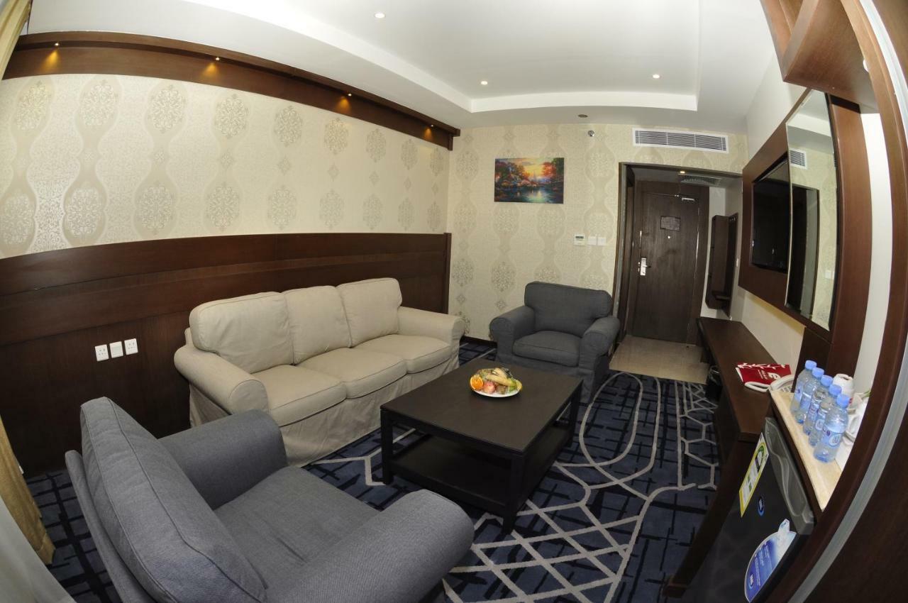 Hotel Rawabi Emirates 4*