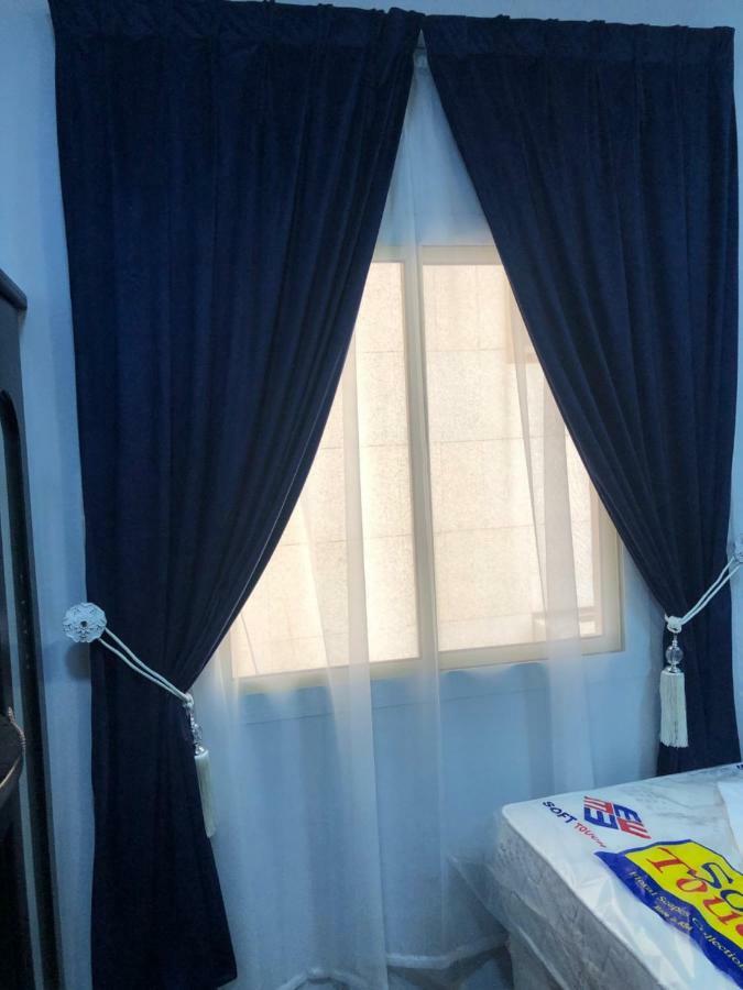 Najmat Alnoor Almaabdah * Mecca