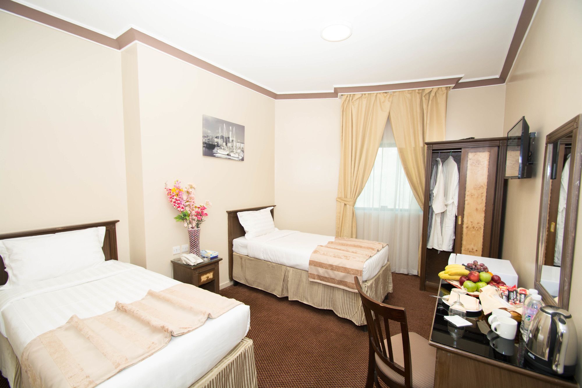 Hotel Al Nosour Al Mohajreen