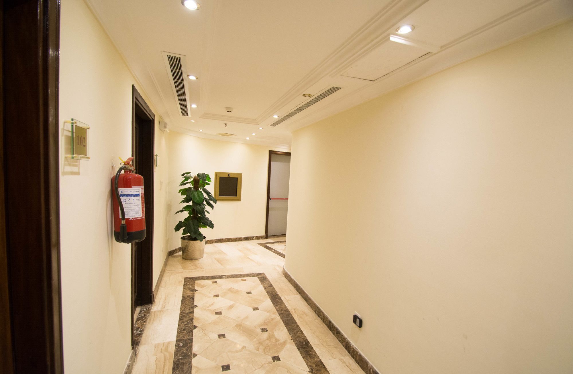Hotel Al Nosour Al Mohajreen 3*