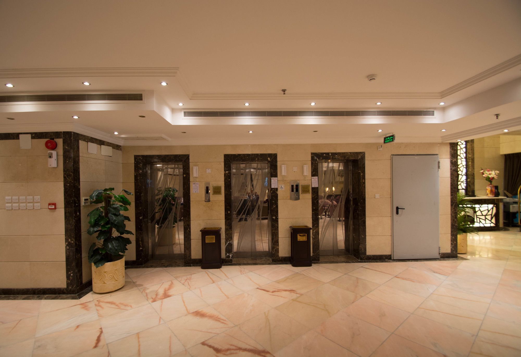 Hotel Al Nosour Al Mohajreen 3*