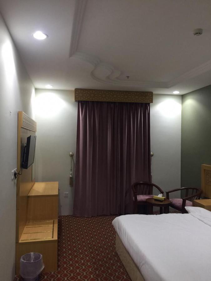 Kol Alayam Hotel