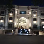 Crown Glory Hotel Suites