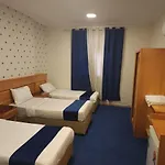 Nukhbat Faris 2 Hotel