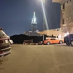 شقة من غرفة نوم وصالة